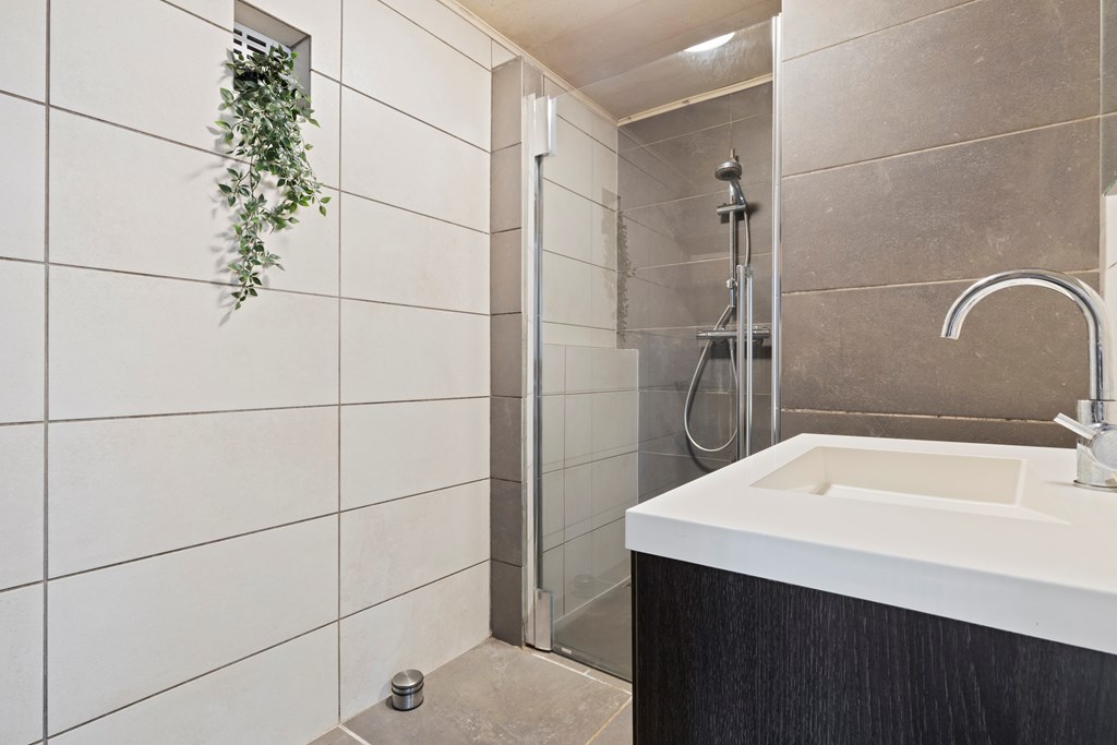 Property 28