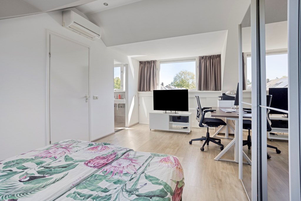 Property 28