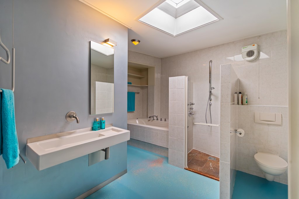 Property 32
