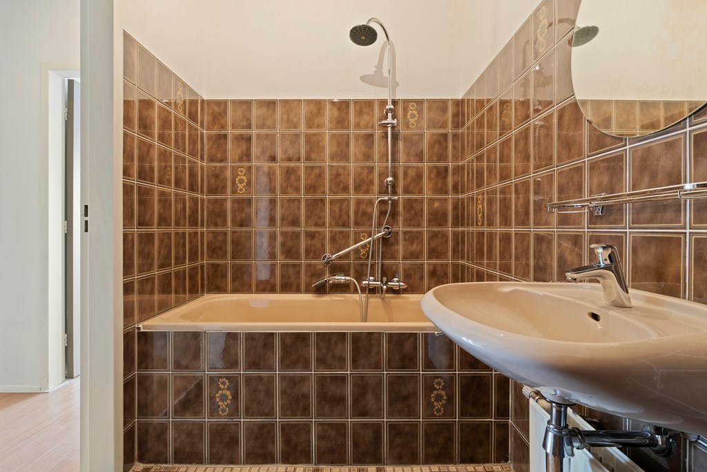Property 28