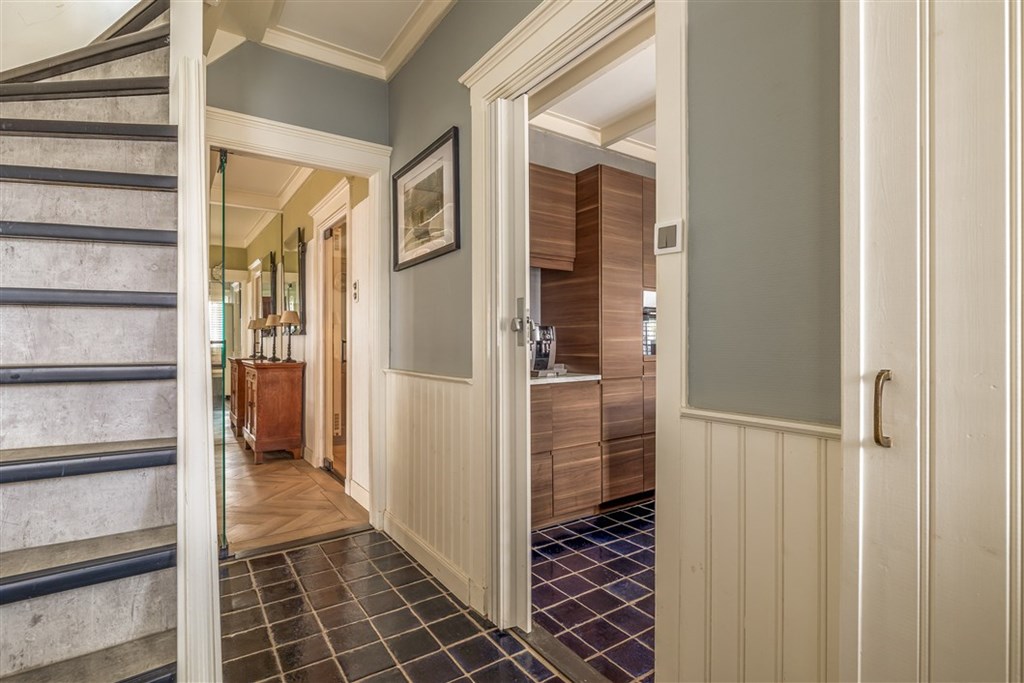 Property 28