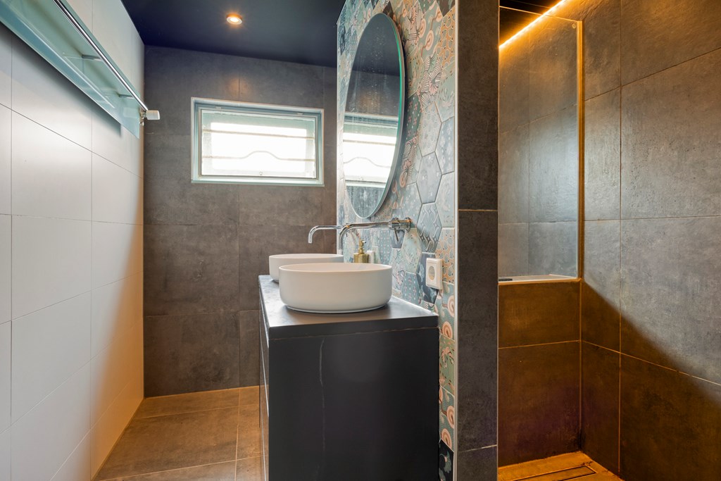 Property 28